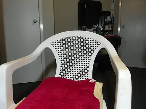 Angelchezcka online show from November 17, 2025, 12:11 pm