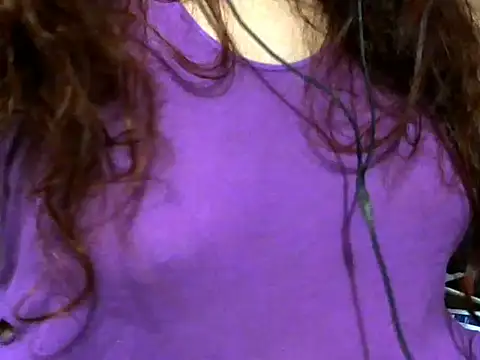 giga-bite online show from October 4, 2025, 7:12 pm