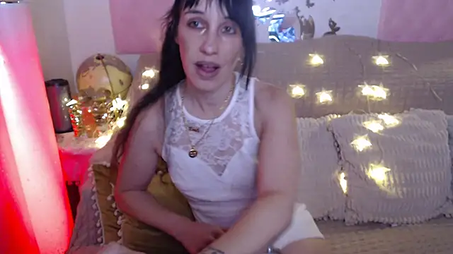 -carla- online show from December 16, 2024, 4:38 pm