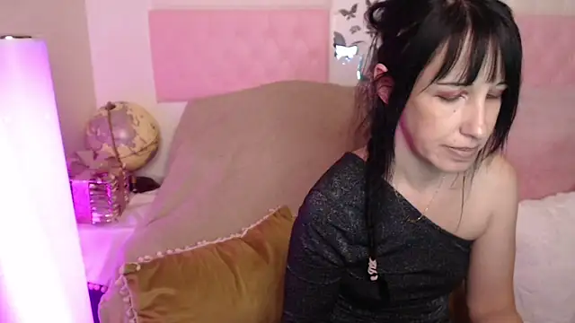 -carla- online show from March 12, 2026, 8:31 am