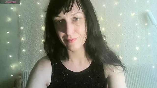 MarieODahliaS online show from March 13, 2026, 10:33 am