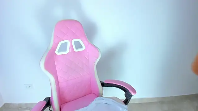 MeganWhite3 online show from January 23, 2025, 4:19 am