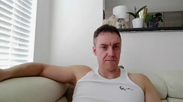 ploki2180 online show from April 26, 2026, 12:25 pm