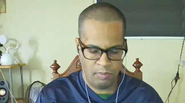 thesugar32 online show from February 11, 2025, 12:27 pm