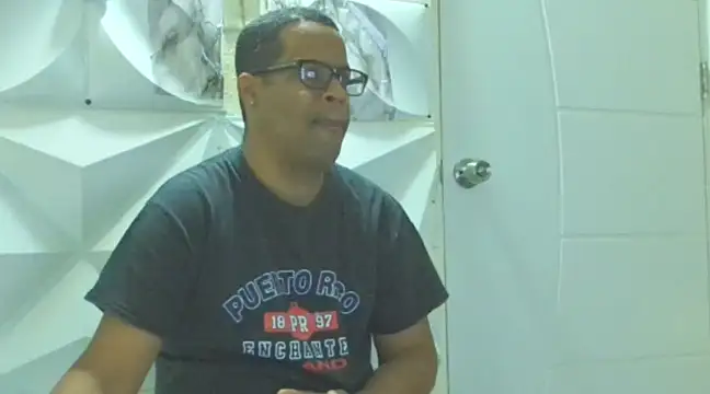 thesugar32 online show from March 5, 2025, 12:33 pm