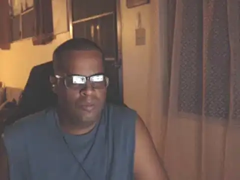 thesugar32 online show from September 22, 2025, 1:51 am