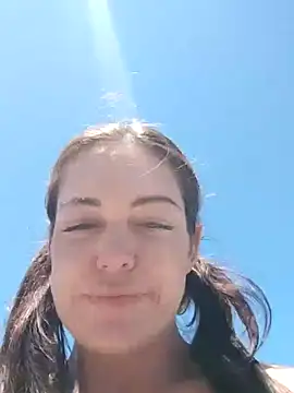 LilliThelo online show from January 9, 2025, 11:36 am