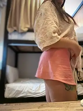 LilliThelo online show from February 7, 2026, 2:59 am