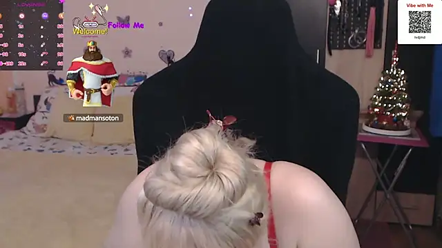 MissLexyGold online show from December 19, 2024, 5:50 pm