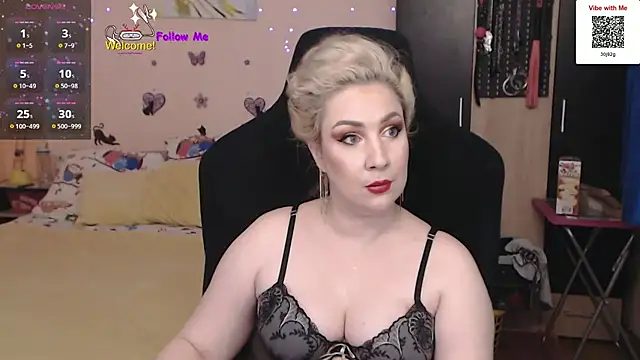 MissLexyGold online show from January 15, 2025, 7:01 pm