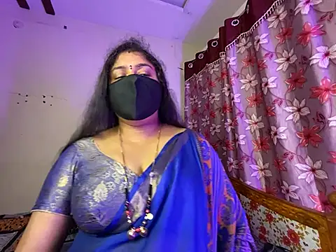 Love 4Sex online show from February 3, 2026, 5:38 am