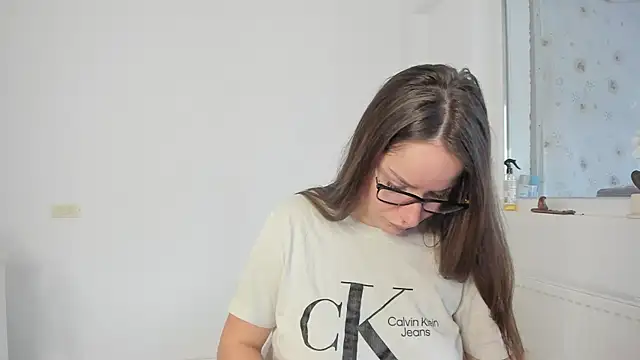 DiamondKay online show from February 5, 2026, 8:52 am