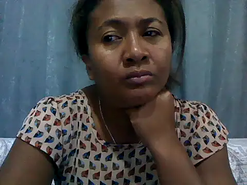 sexyladii online show from April 22, 2026, 4:41 pm