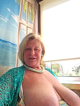 Snapshot of THESensualhorny chatting on March 12, 2026, 2:56 pm THESensualhorny online show from March 12, 2026, 2:56 pm