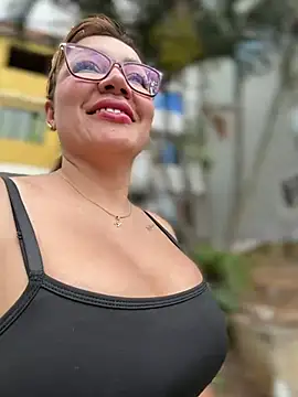 DIANITA 1988 online show from July 13, 2026, 6:00 pm