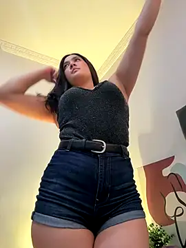 Nina lovi online show from September 21, 2025, 12:01 am