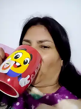 salomexlove 20 online show from January 5, 2025, 3:32 am