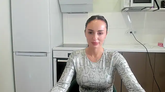 Your Masha online show from February 4, 2026, 12:00 pm