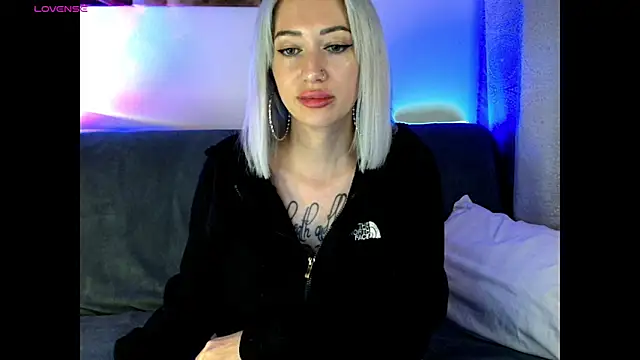 Fuck-Gina online show from September 9, 2025, 11:15 pm