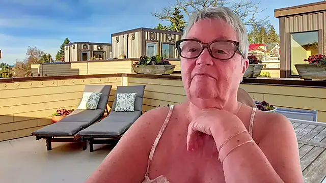 Snapshot of GrannyChrissy68 chatting on July 20, 2026, 1:24 pm GrannyChrissy68 online show from July 20, 2026, 1:24 pm