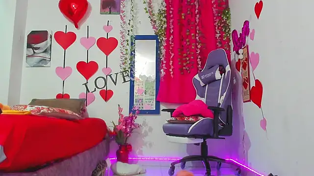 Snapshot of samantha__smile chatting on October 7, 2025, 10:01 am samantha smile online show from October 7, 2025, 10:01 am