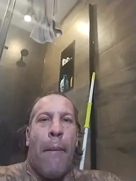 trucker1979 online show from April 22, 2026, 8:21 pm