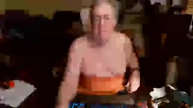 Snapshot of Toastir chatting on January 10, 2026, 3:03 pm Toastir online show from January 10, 2026, 3:03 pm