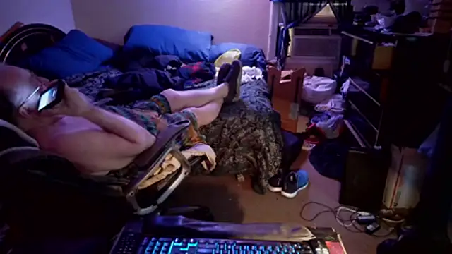 Snapshot of Toastir chatting on January 14, 2026, 7:30 pm Toastir online show from January 14, 2026, 7:30 pm