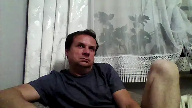 Snapshot of grzes19763 chatting on May 30, 2026, 8:39 pm grzes19763 online show from May 30, 2026, 8:39 pm