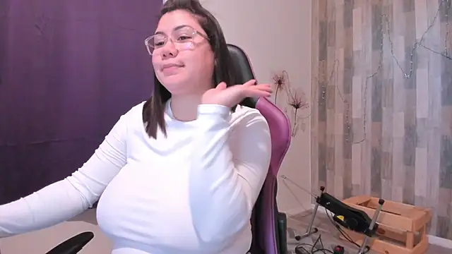 Bigt3ti online show from January 26, 2025, 4:51 am