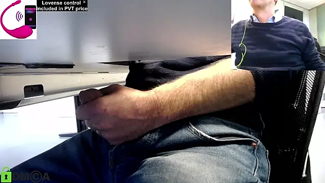 pliko online show from October 6, 2025, 10:12 am