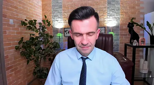 SteveTiger online show from February 5, 2025, 1:11 pm