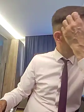 SteveTiger online show from September 25, 2025, 1:59 pm