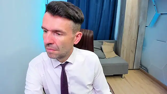 SteveTiger online show from September 28, 2025, 12:10 pm