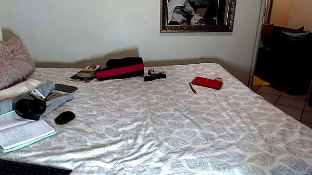 FitSelina66 online show from March 18, 2025, 4:37 pm