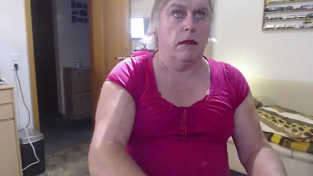 Snapshot of Sissygera chatting on December 13, 2024, 7:53 pm Sissygera online show from December 13, 2024, 7:53 pm