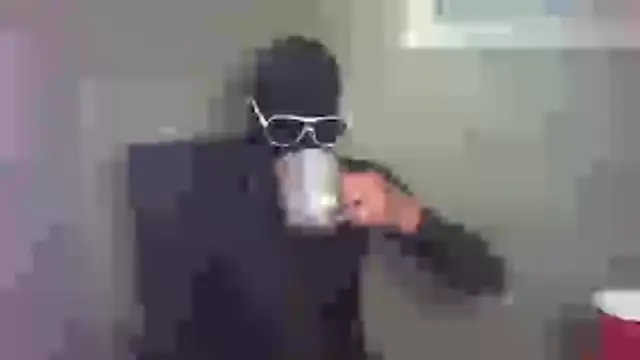 hugegock online show from March 26, 2026, 1:38 pm