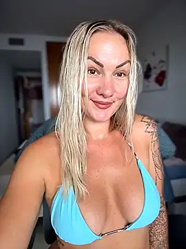 Snapshot of NastyMilf_ chatting on July 22, 2026, 9:01 am NastyMilf online show from July 22, 2026, 9:01 am