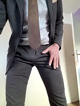 Snapshot of Justforoneday chatting on February 27, 2025, 12:13 pm Justforoneday online show from February 27, 2025, 12:13 pm