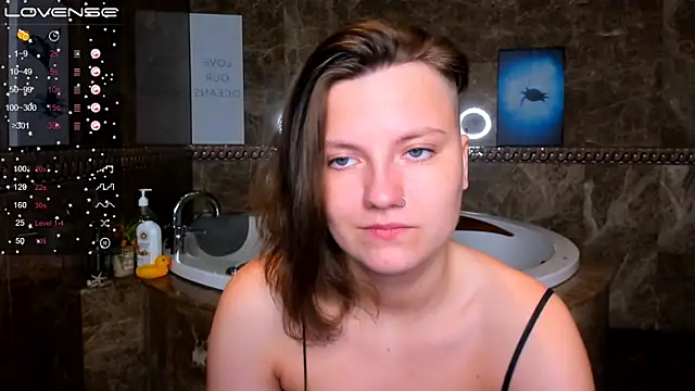 MelindaTin online show from February 9, 2025, 12:49 am