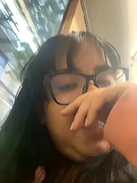 LillyCandy online show from November 9, 2025, 10:30 pm