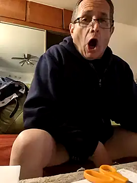 bobby69cock online show from January 11, 2025, 12:50 pm