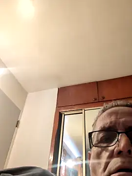 bobby69cock online show from January 28, 2025, 4:52 pm