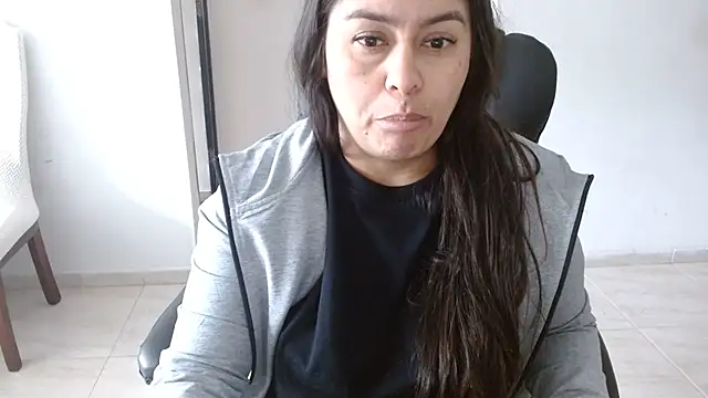 Ixchel Anaid online show from June 1, 2026, 3:36 pm