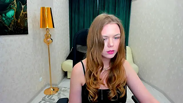 Strawberrye online show from February 7, 2025, 9:47 am