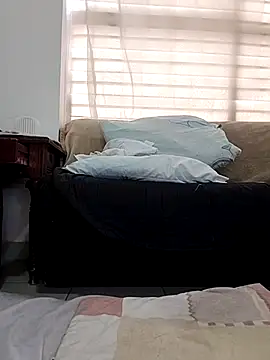 estrella tasty online show from September 12, 2025, 4:51 pm