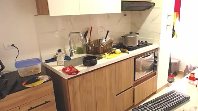 Tits  sweet online show from February 11, 2025, 6:33 pm