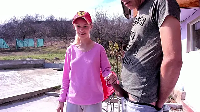 luxurydoll21 online show from March 14, 2025, 8:42 am