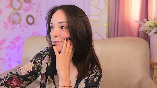 molly marmalade  online show from December 6, 2024, 7:12 pm