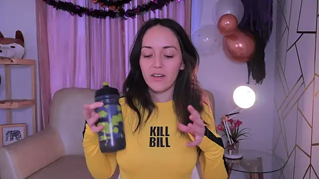 molly marmalade  online show from October 25, 2025, 3:07 pm